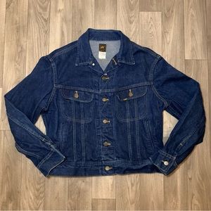 101 the Bentley, of the Lee brand introducing this impeccable Blue Denim Jacket